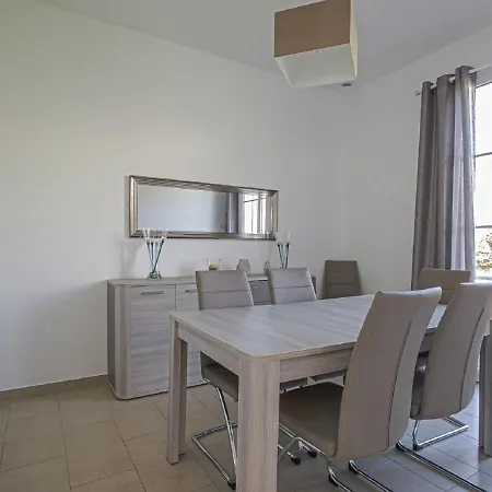 بيت للعطل North Sea Family Haven *